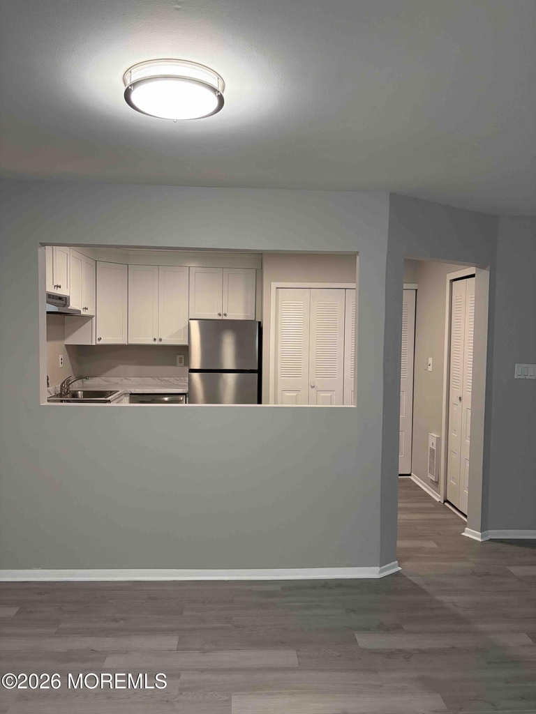129 Amberly Drive - Photo 3