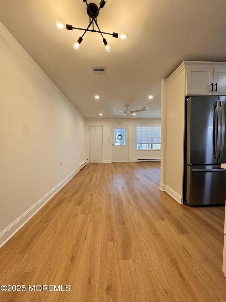 878 Balmoral Court - Photo 5