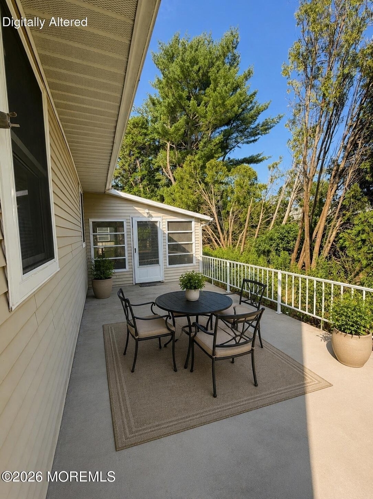 15 Saint Tropez Court - Photo 17