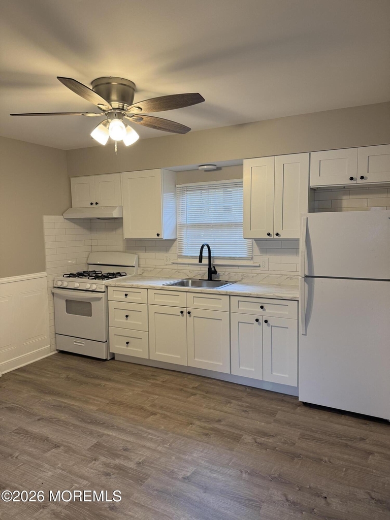 821 Burnt Tavern Road - Photo 2