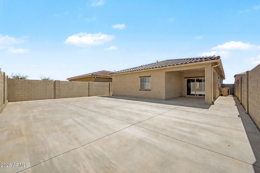 24564 W St Catherine Avenue - Photo 29