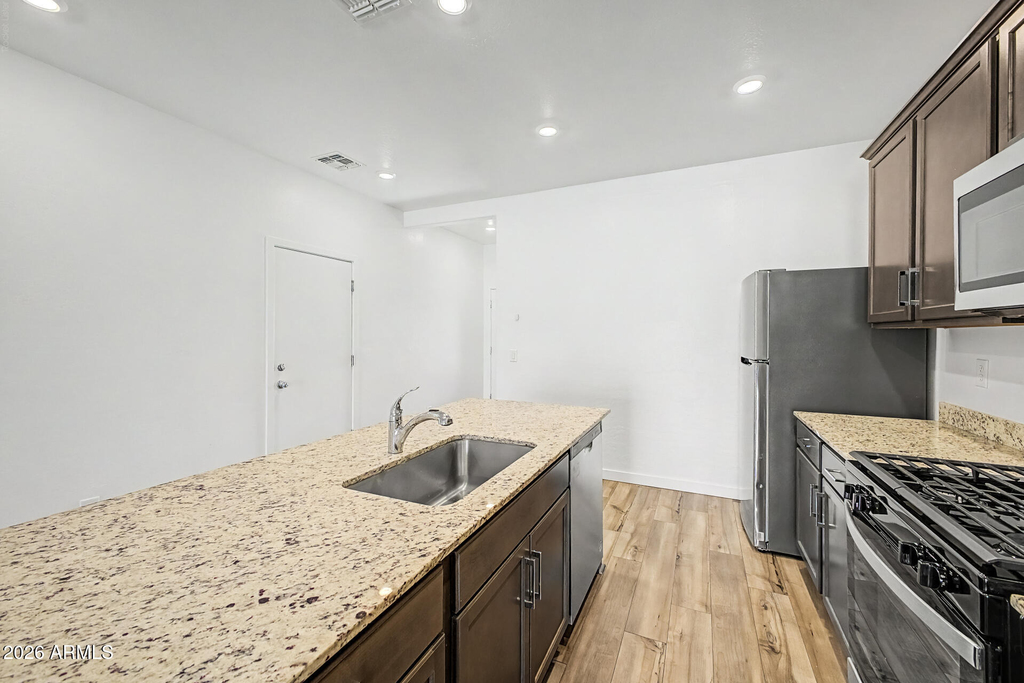 24564 W St Catherine Avenue - Photo 12