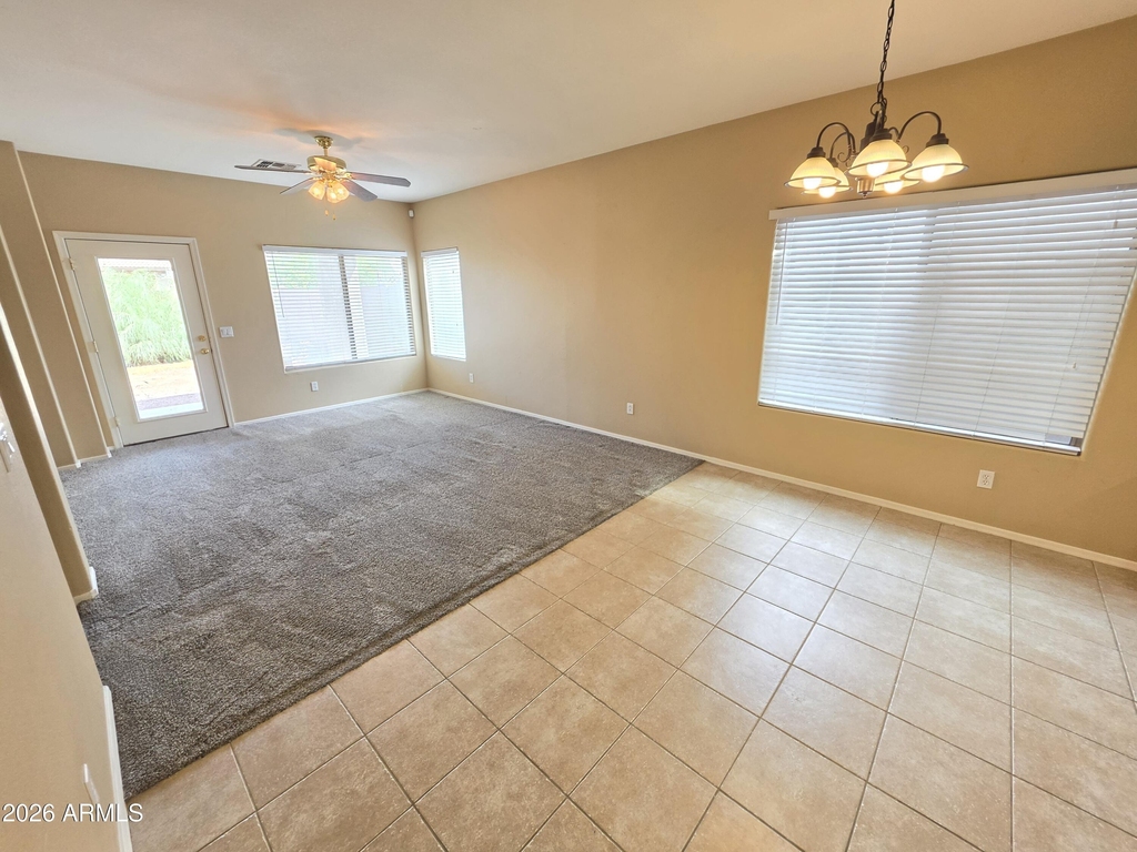 44026 W Granite Drive - Photo 7