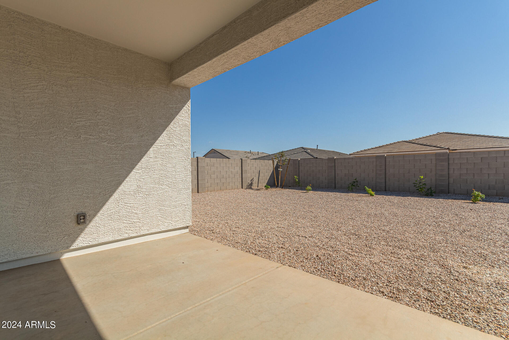 15371 W Smoketree Drive - Photo 34