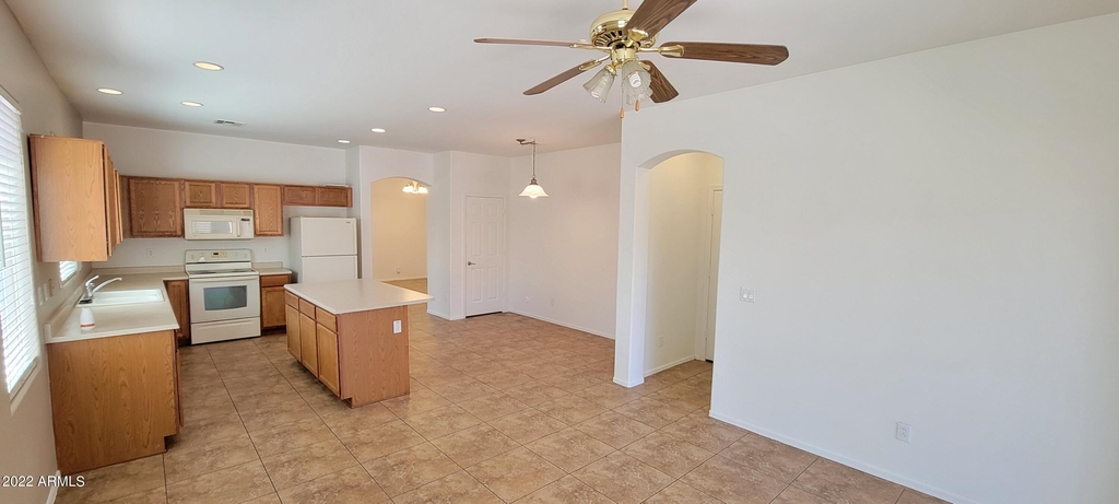 1414 E Bautista Road - Photo 2