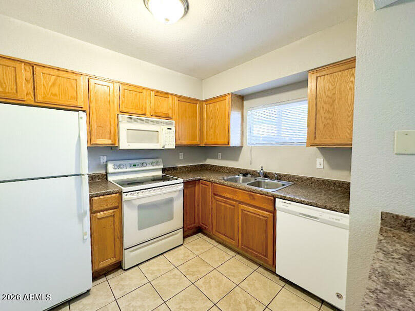 1765 E Pepper Circle - Photo 0
