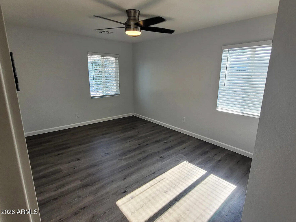 1445 E Taylor Street - Photo 12