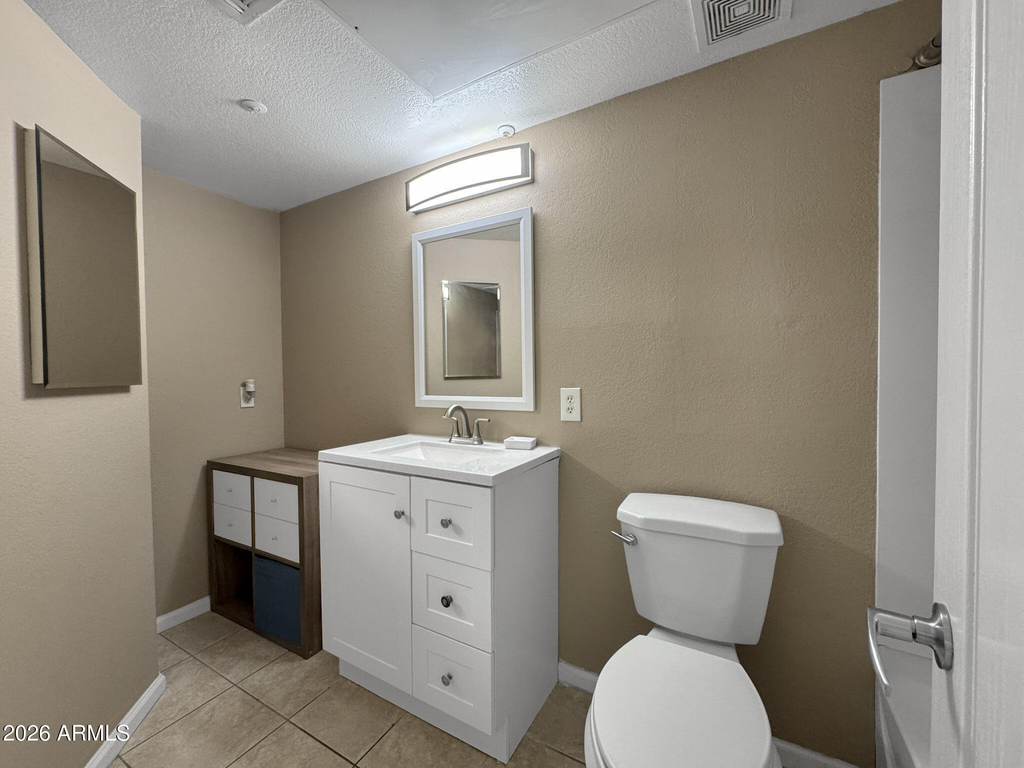 1081 W 1st Street - Photo 22