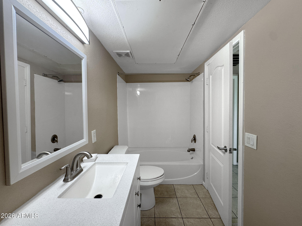 1081 W 1st Street - Photo 23