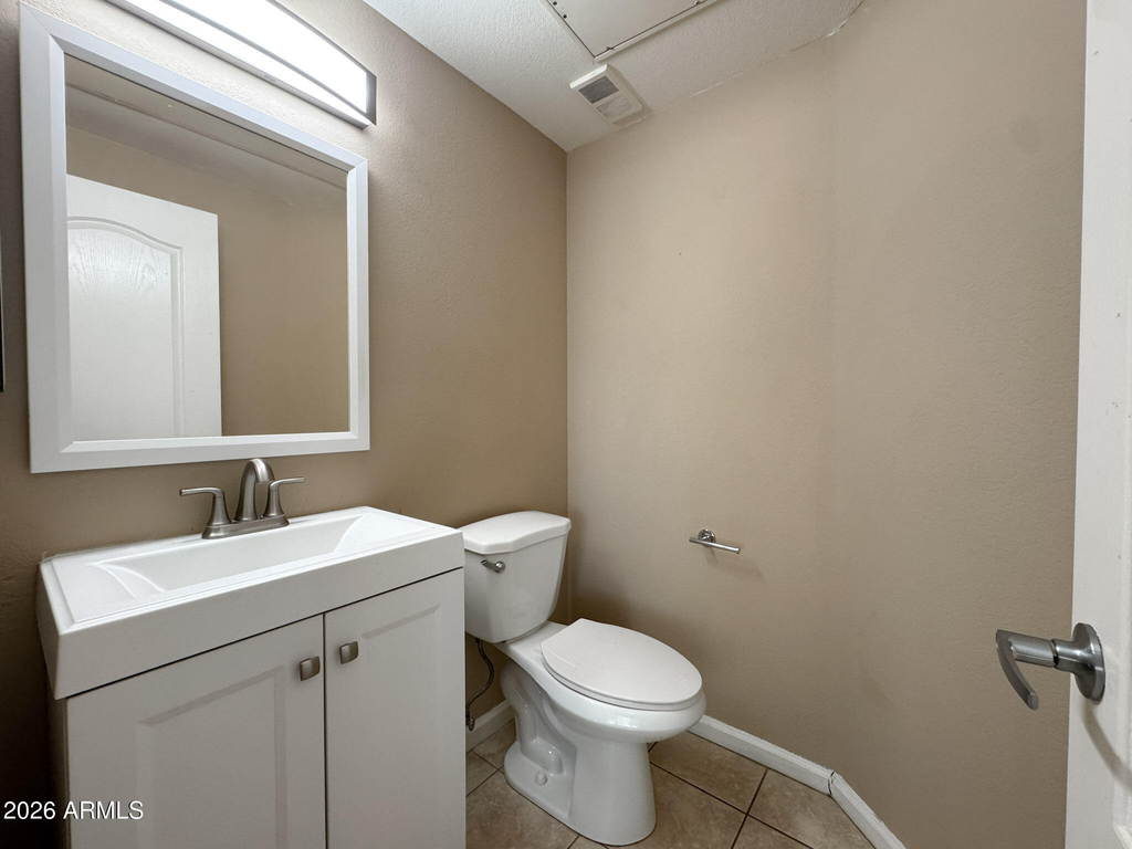 1081 W 1st Street - Photo 10