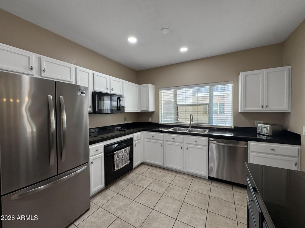 1081 W 1st Street - Photo 13