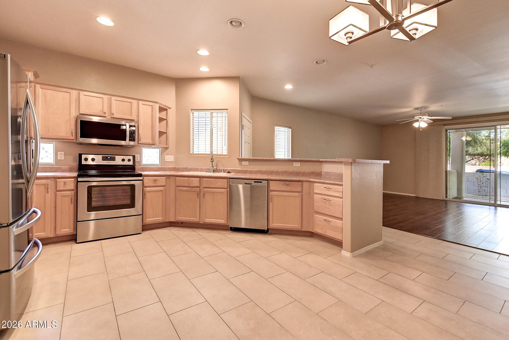 9750 N Monterey Drive - Photo 1