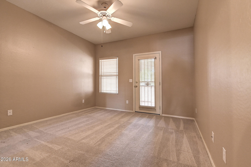 9750 N Monterey Drive - Photo 4