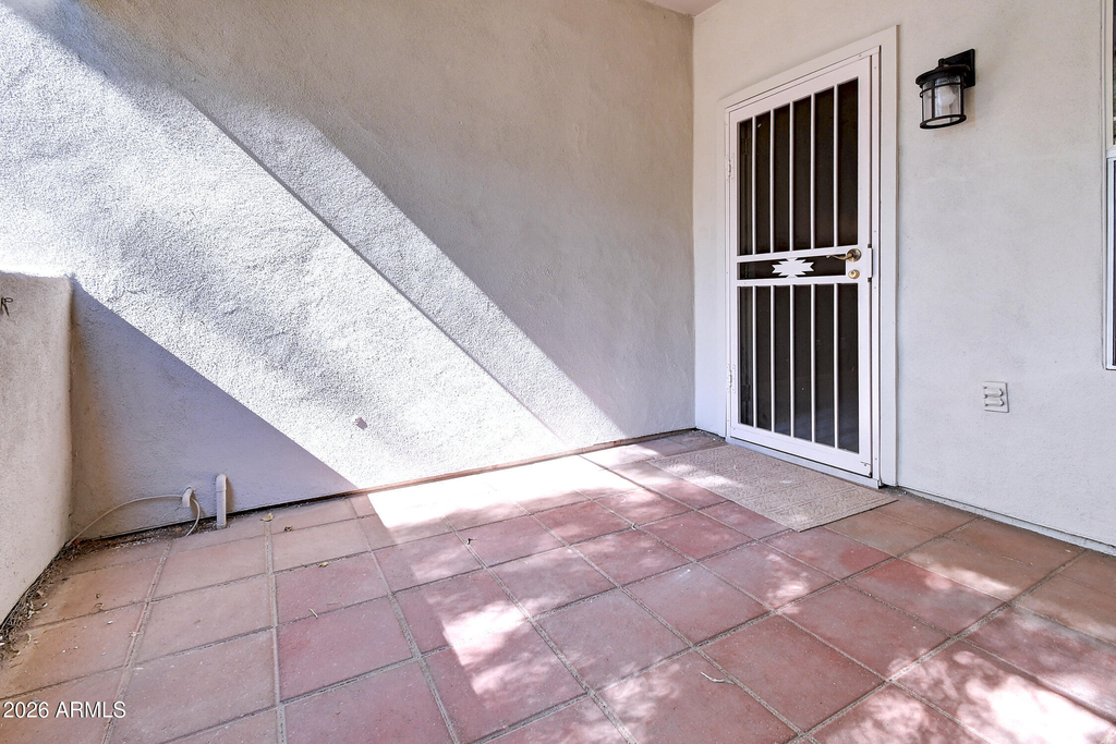 9750 N Monterey Drive - Photo 19