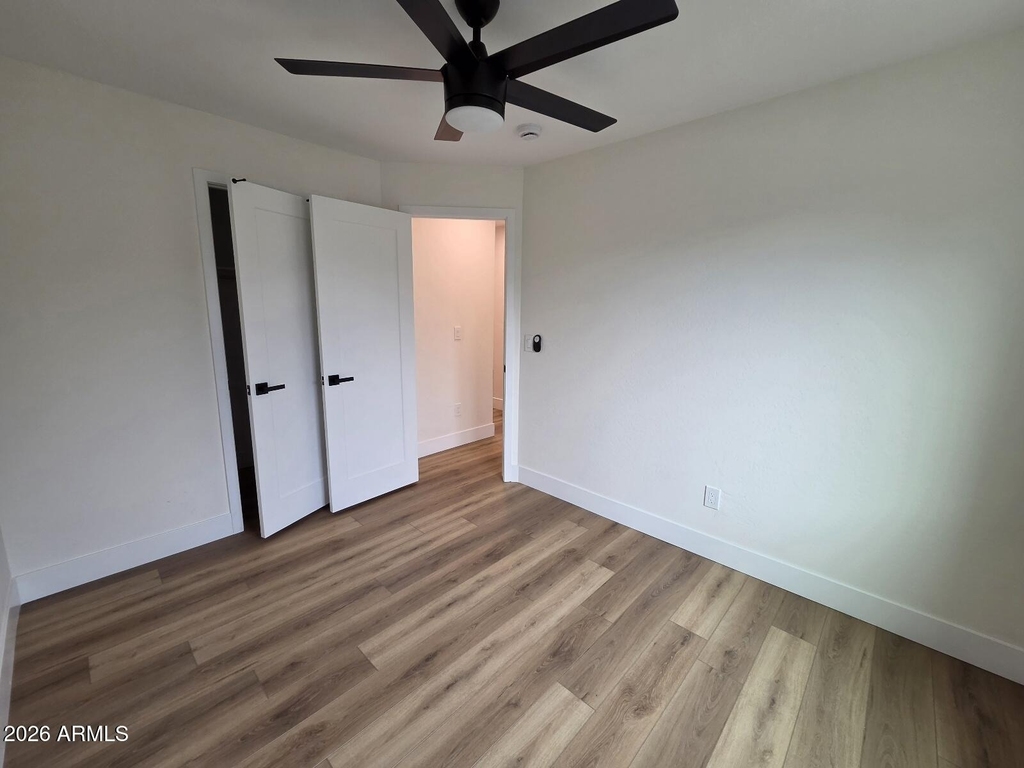 824 N 11th Avenue - Photo 10