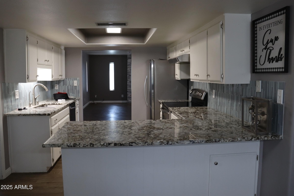 5121 W Mcneil Street - Photo 1
