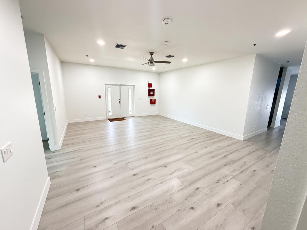 1720 Nw 15th Terrace - Photo 3