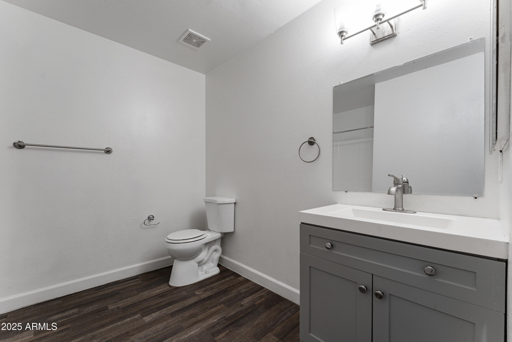 3065 N 67th Avenue - Photo 13