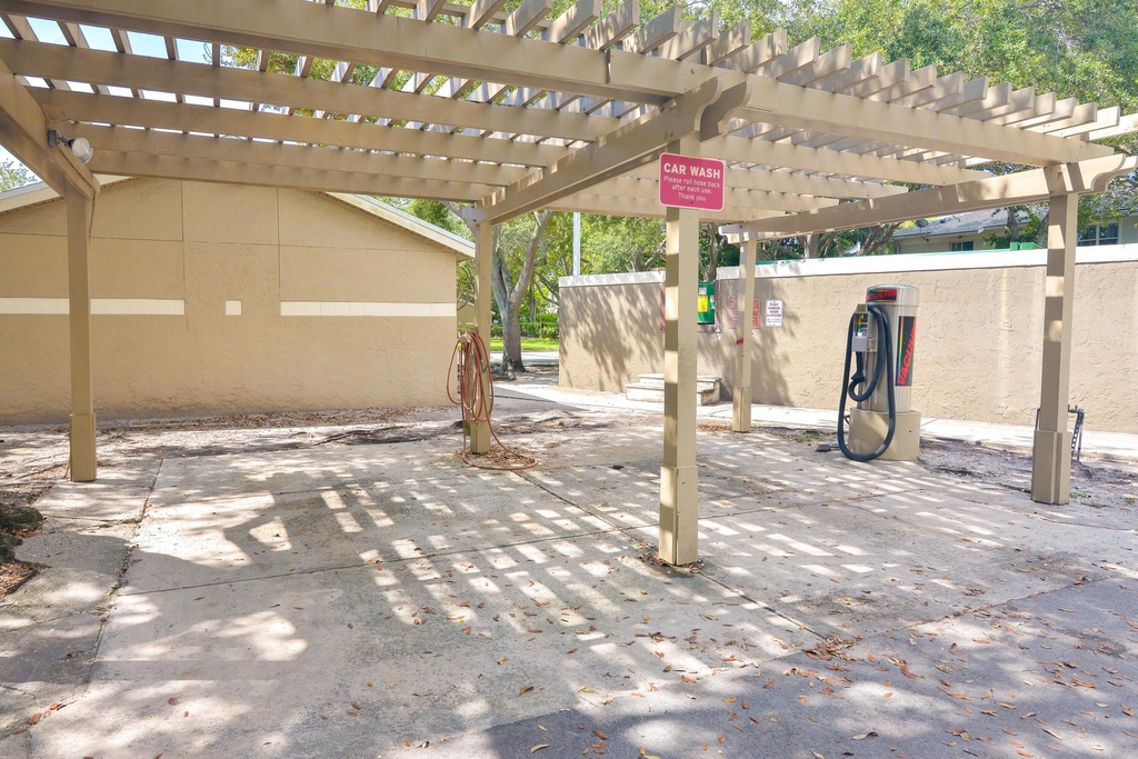 1845 Palm Cove Boulevard - Photo 28
