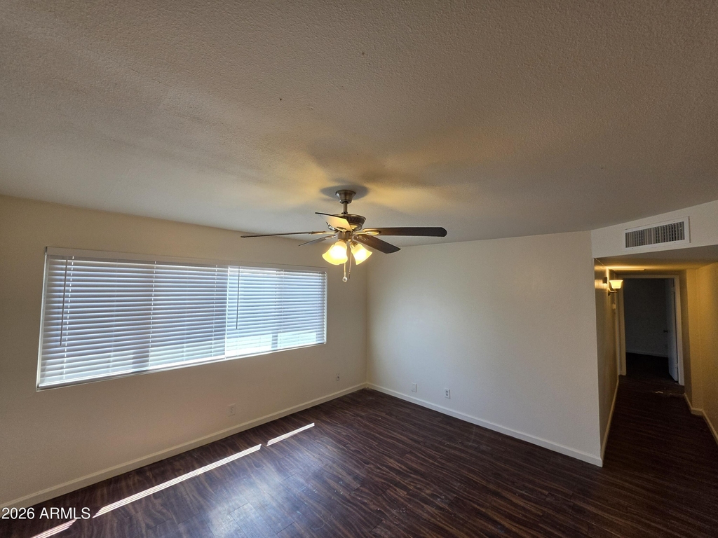 424 W Brown Road - Photo 11
