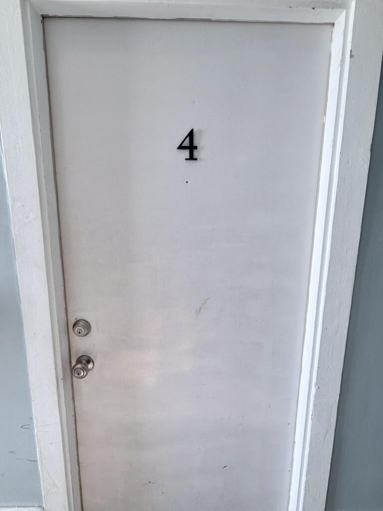 406 Northwood Road - Photo 3