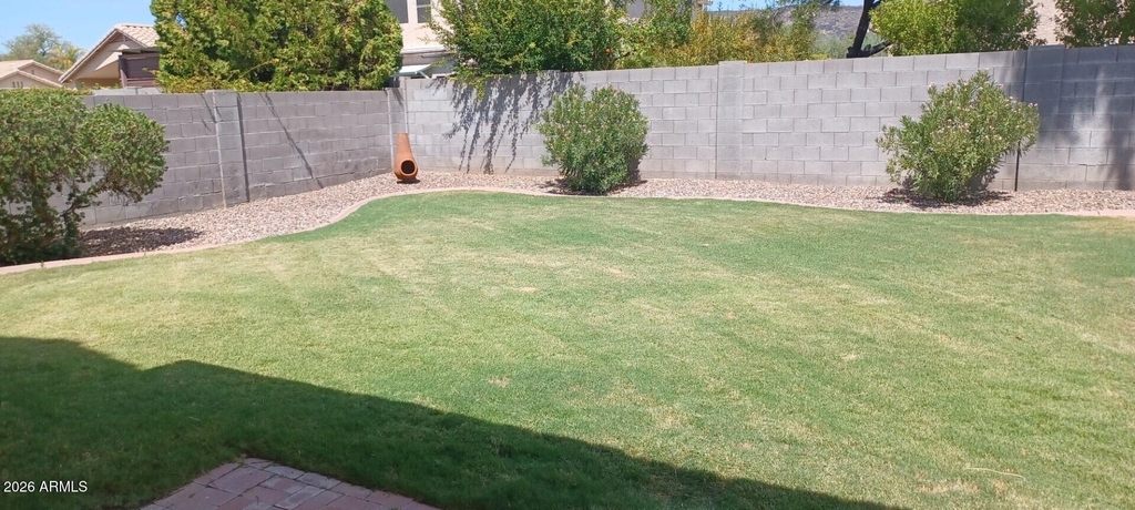 3930 W Hackamore Drive - Photo 3