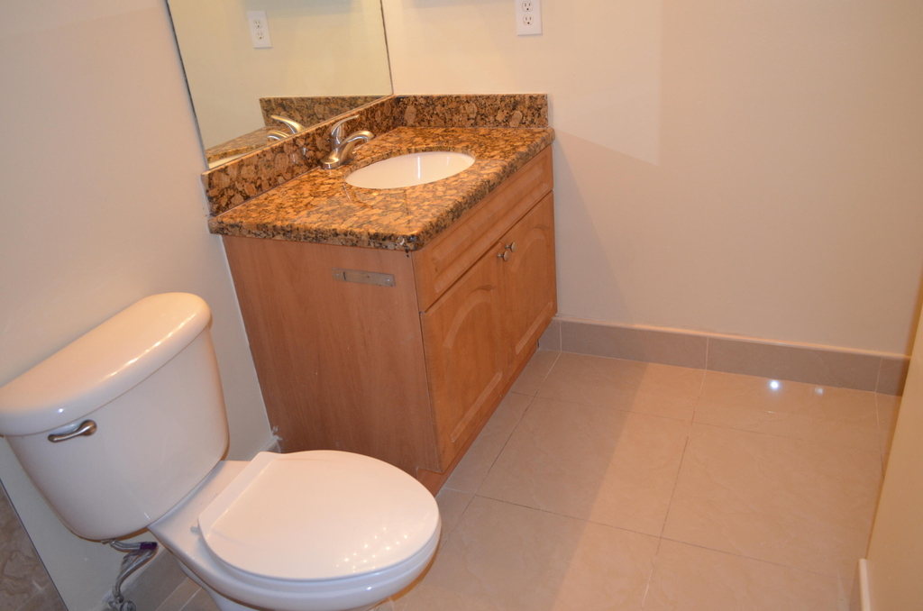 5821 Riverside Drive - Photo 9