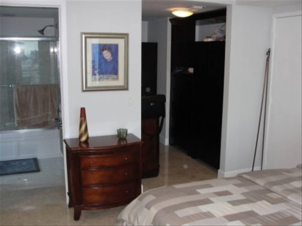 185 Sw 7th Street - Photo 7