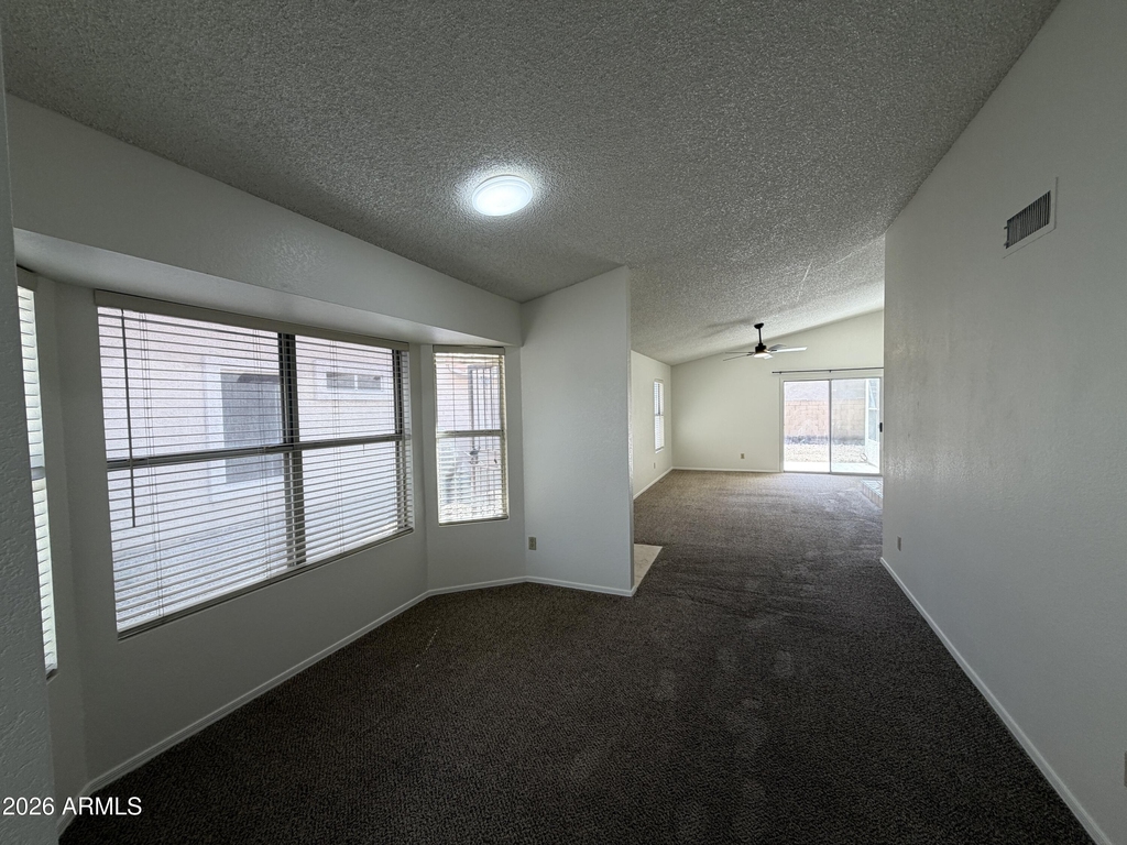 2915 E Amber Ridge Way - Photo 21
