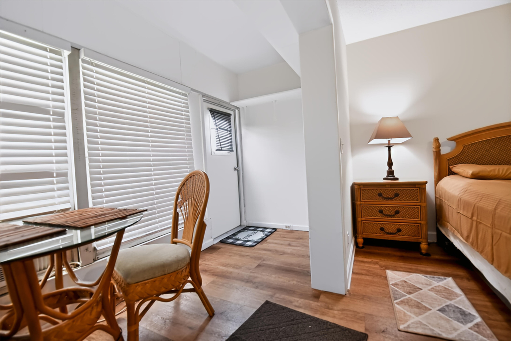 233 Windsor K - Photo 12