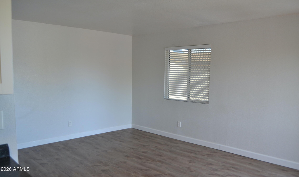 483 E 10th Avenue - Photo 1
