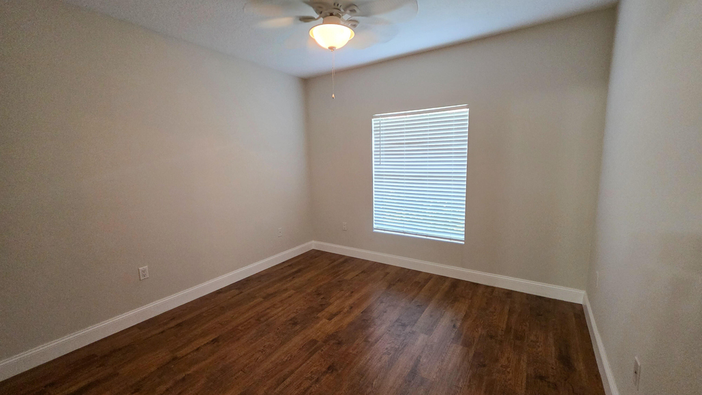 5090 Fairways Circle - Photo 14
