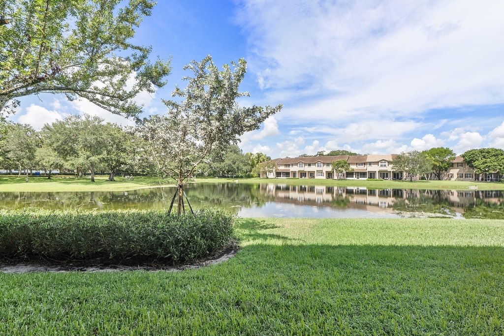 3505 Lakeside Drive - Photo 31
