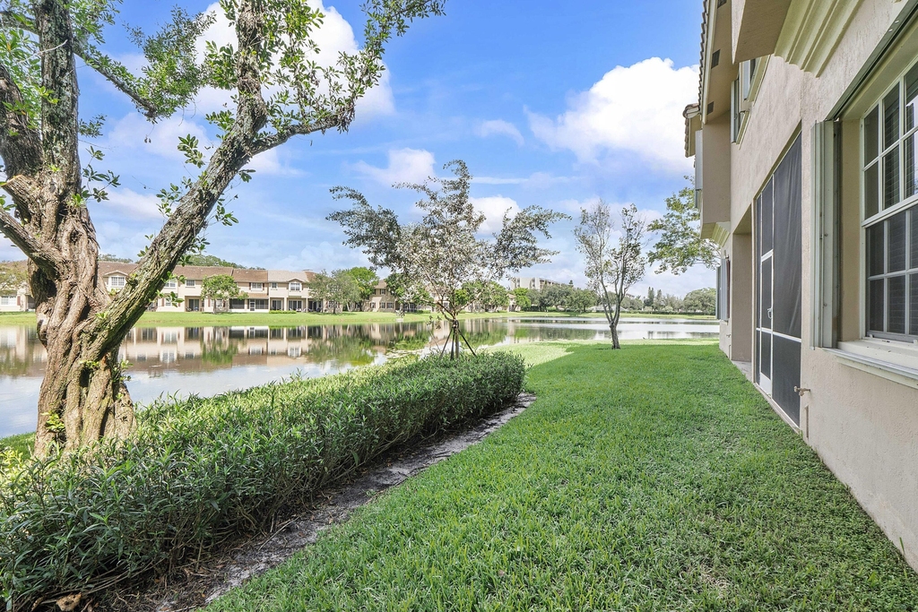3505 Lakeside Drive - Photo 32