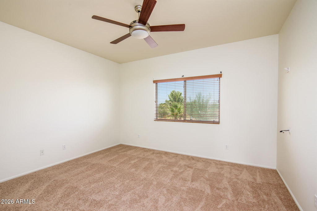 44640 W Yucca Lane - Photo 18