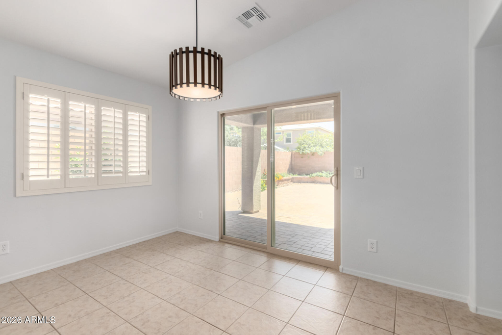 2227 E Stacey Road - Photo 9