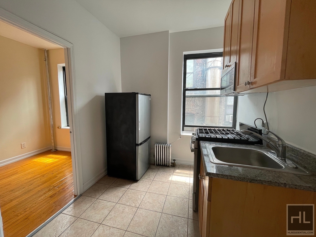 East 13th Street - Photo 2