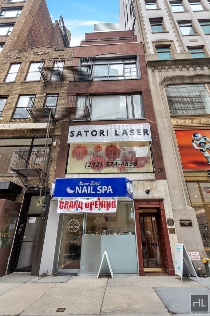 East 57th Street - Photo 9
