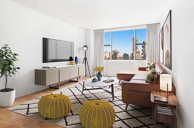 East 46th Street - Photo 1