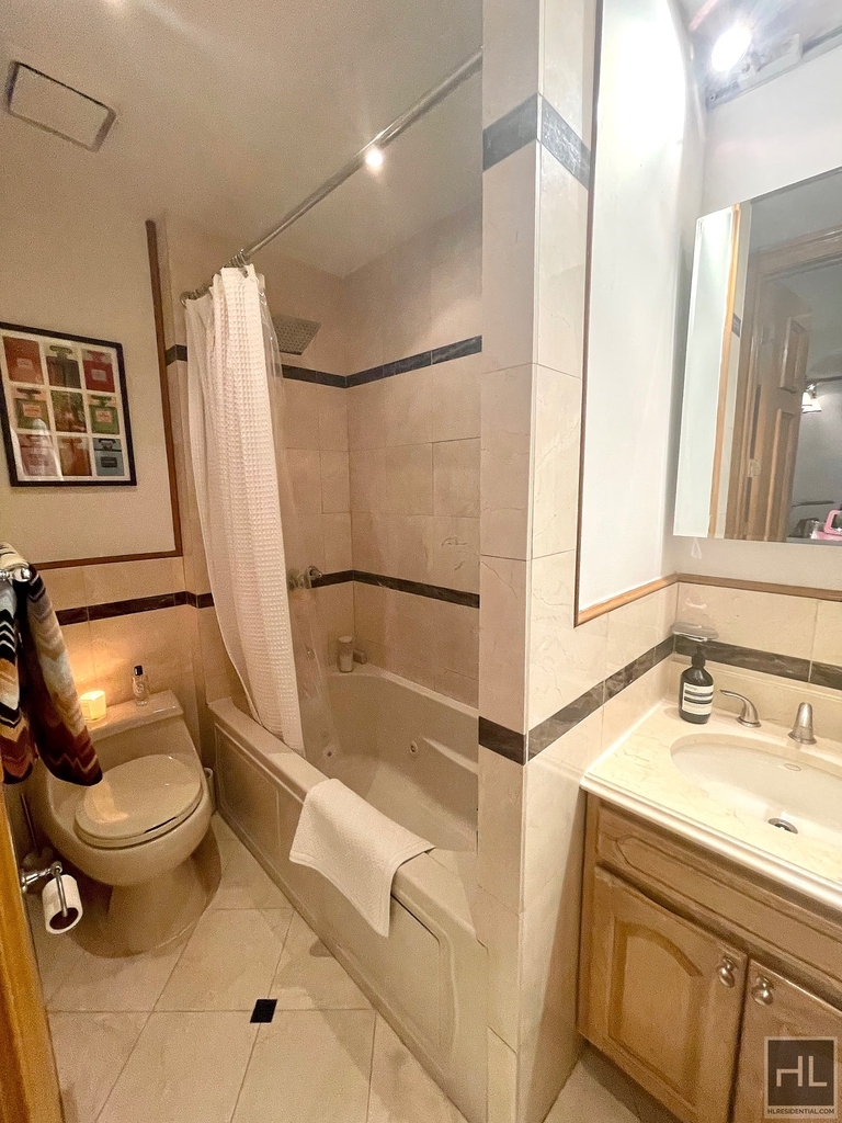 West 58th Street - Photo 3