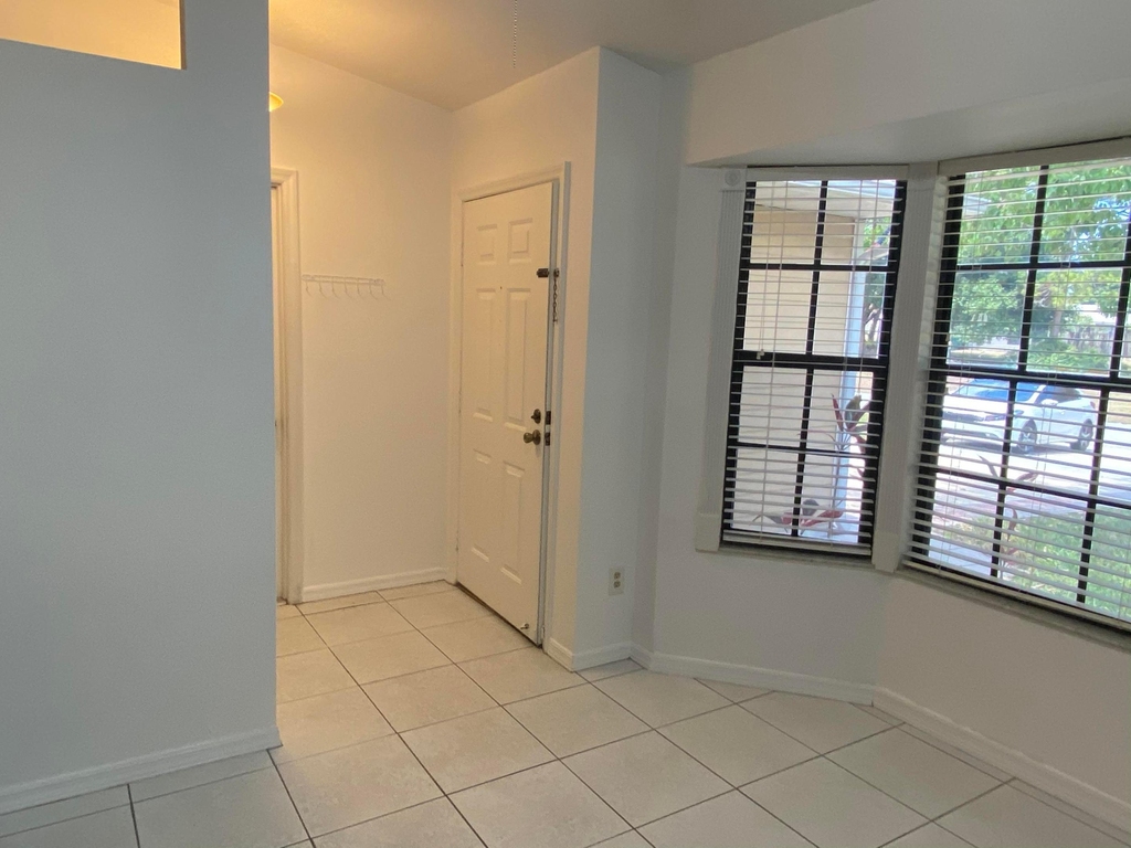 1880 Sw Bradway Lane - Photo 6