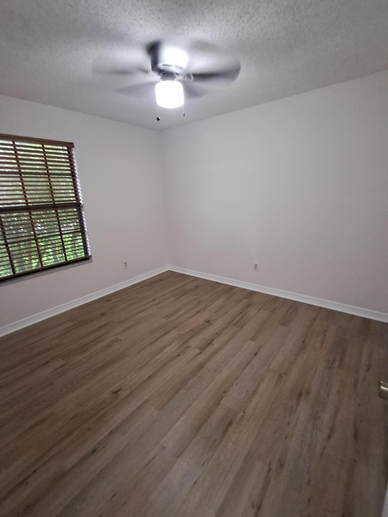 1880 Sw Bradway Lane - Photo 15