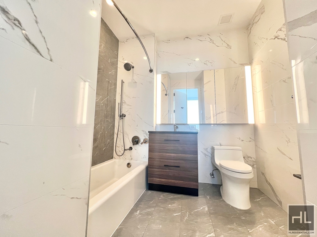 West 36th Street - Photo 3