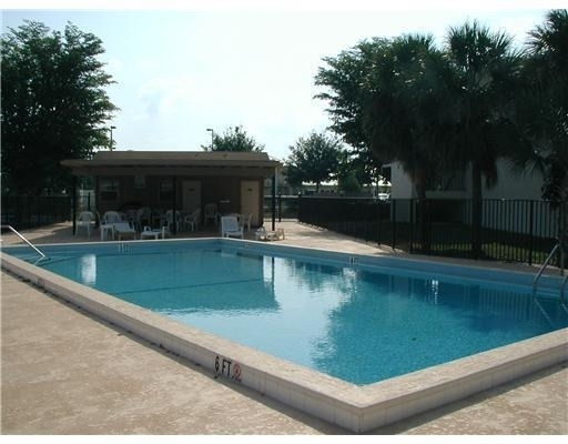 2755 W Atlantic Avenue - Photo 4