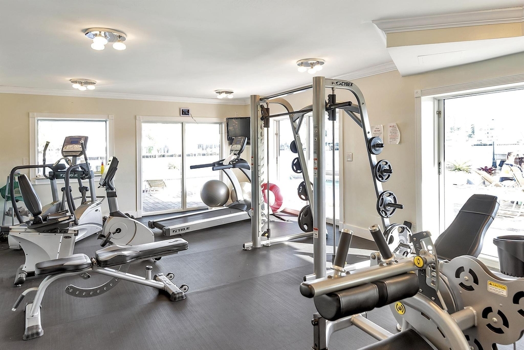 2900 Ne 30th Street - Photo 29