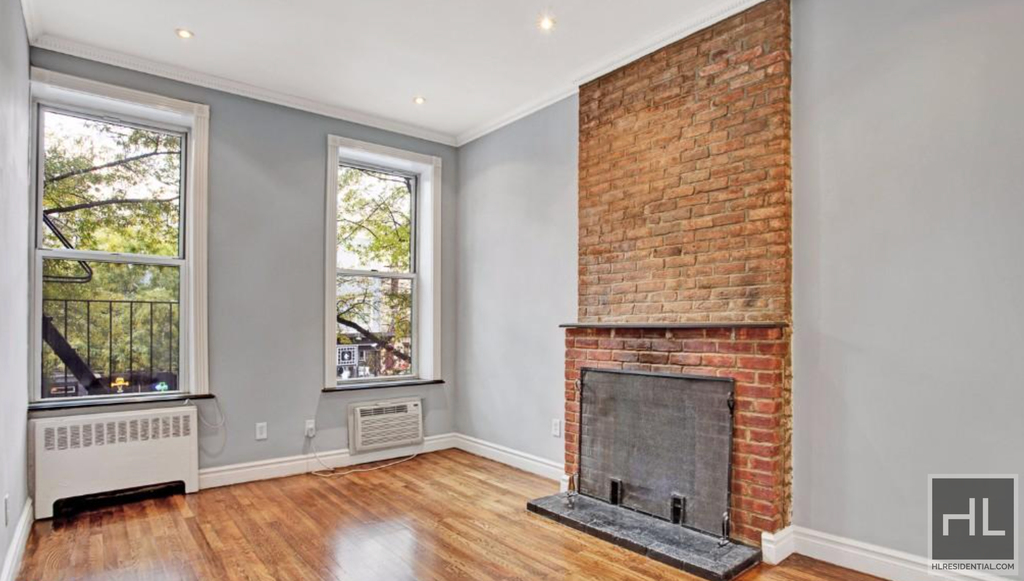 Hudson Street - Photo 0