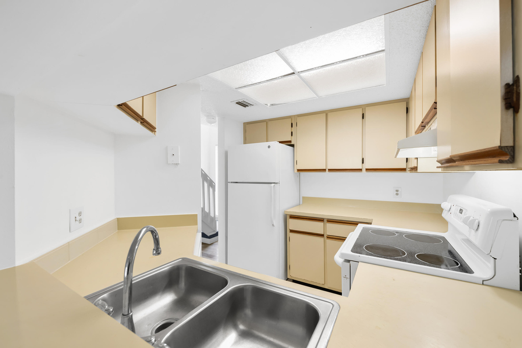 5200 Nw 31st Avenue - Photo 12