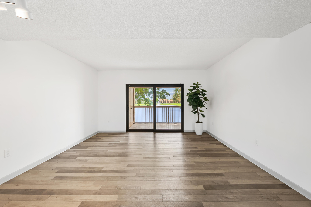 5200 Nw 31st Avenue - Photo 13