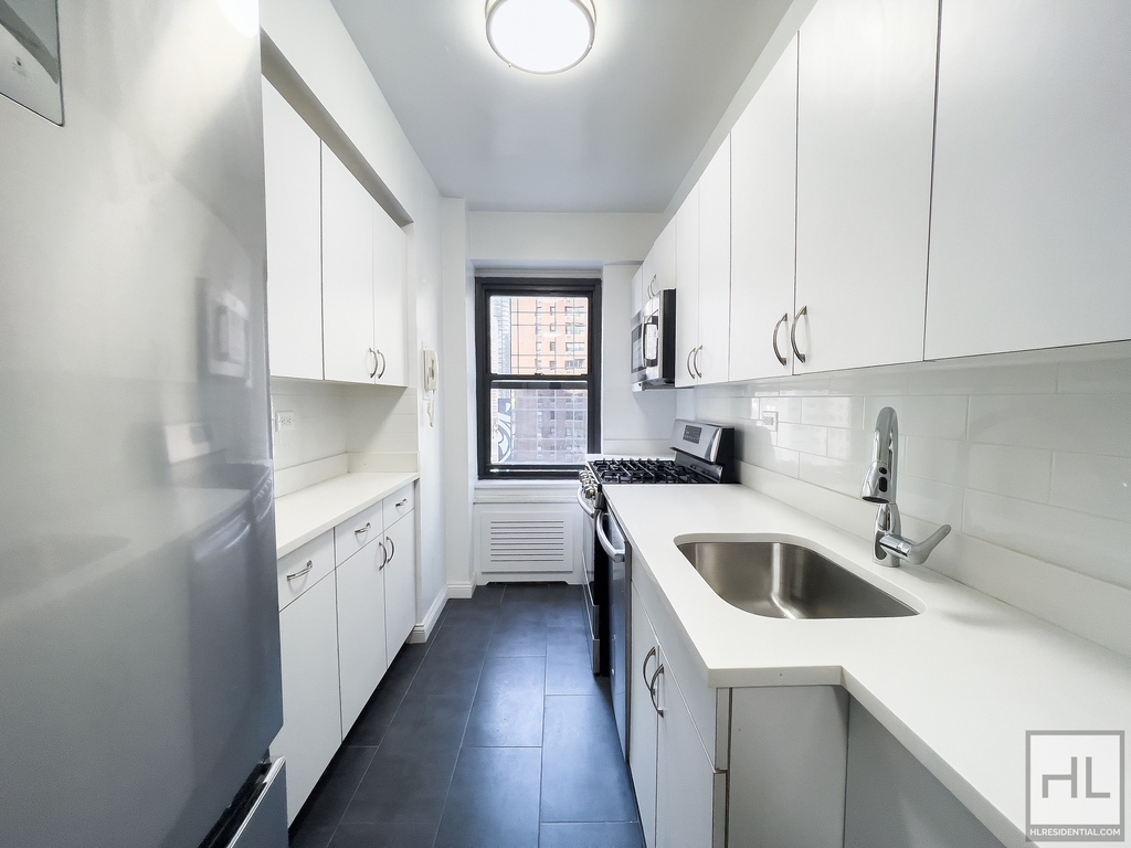 East 57th Street - Photo 1
