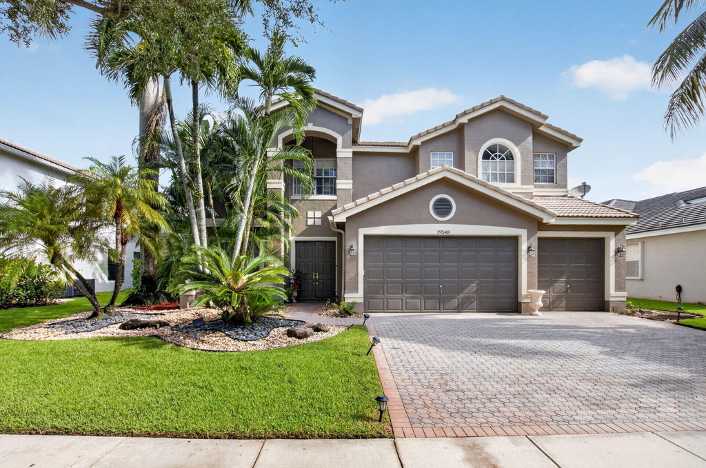 19548 Estuary Drive - Photo 0